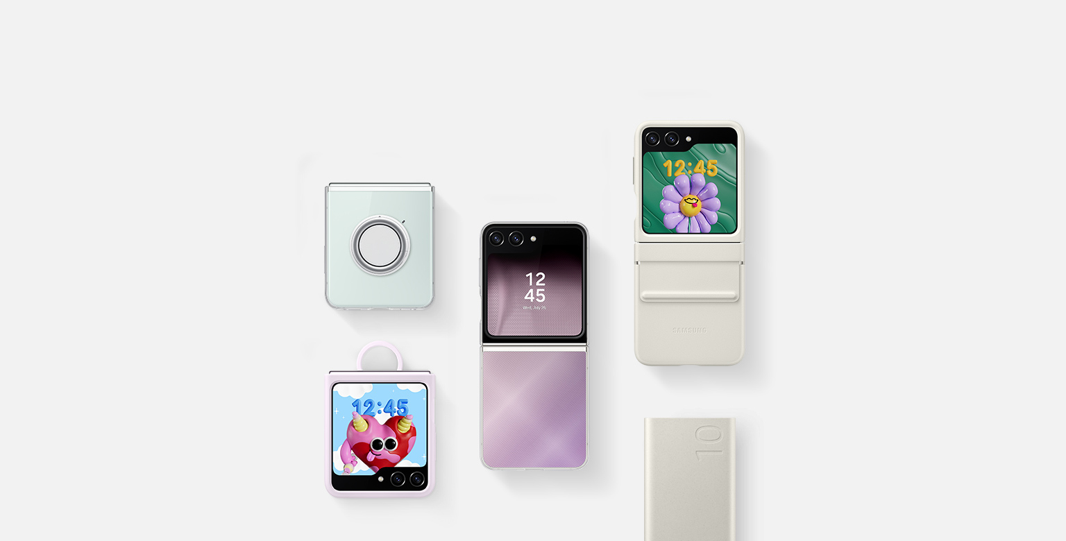 A flat lay of accessories for Galaxy Z Flip5: a battery pack, Galaxy Z Flip5 with the Clear Gadget Case installed, Galaxy Z Flip5 with the Silicone Case with Ring in Lavender installed, Galaxy Z Flip5 with the Flap Eco-Leather Case in Cream installed and Galaxy Z Flip5 with the Flipsuit Case installed.