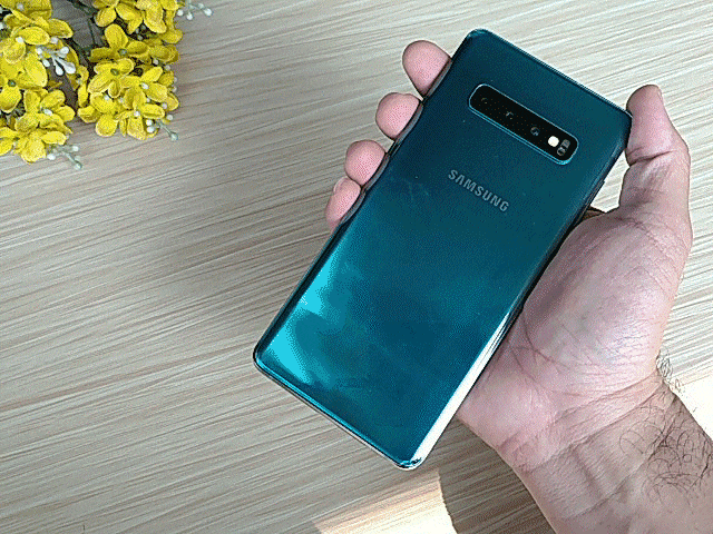 嶄新十年旗艦大作!開箱 Samsung Galaxy S10+ 功能介紹與拍照實測評測心得 嶄新十年旗艦大作!開箱 Samsung Galaxy S10+ 功能介紹與拍照實測評測心得