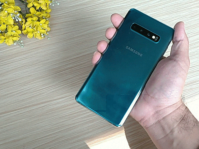 嶄新十年旗艦大作!開箱 Samsung Galaxy S10+ 功能介紹與拍照實測評測心得 嶄新十年旗艦大作!開箱 Samsung Galaxy S10+ 功能介紹與拍照實測評測心得