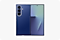 يظهر هاتف Galaxy Z Fold7 وحافظة Clear Case مُركَّبة له وهو مفتوح وموضوع بشكل مستقيم ويتجه جانبه الخلفي لأعلى