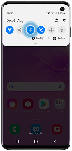 Bluetooth-Symbol der Statusleiste des Galaxy S10e ist markiert.