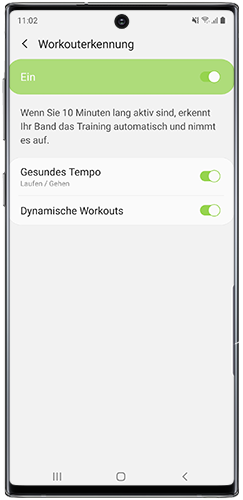 Einstellungen der Workouterkennung für die Galaxy Fit e werden in der Galaxy Wearable-App des Note10 angezeigt.