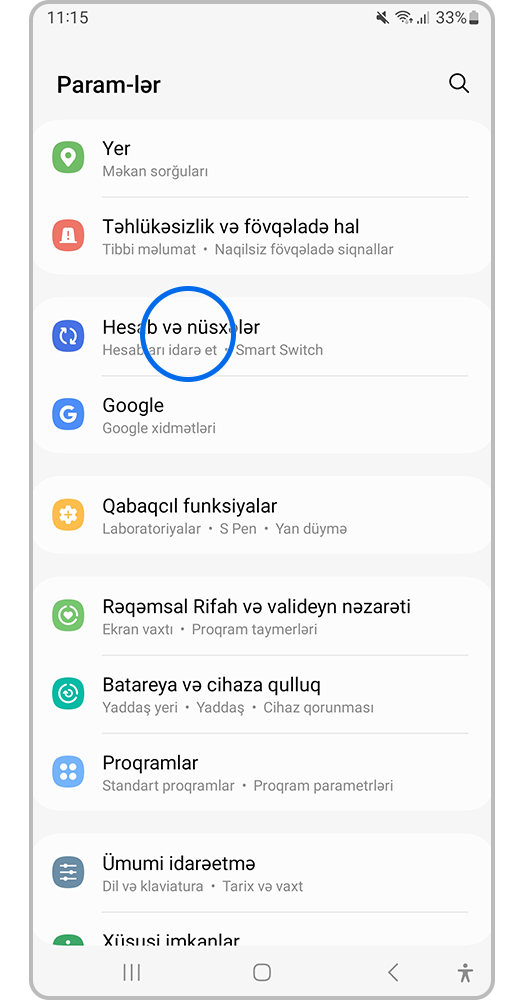 "Parametrlər" açın və "Hesabları idarə et" bölməsinə keçin.