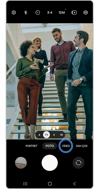 Video bəndini seçin.