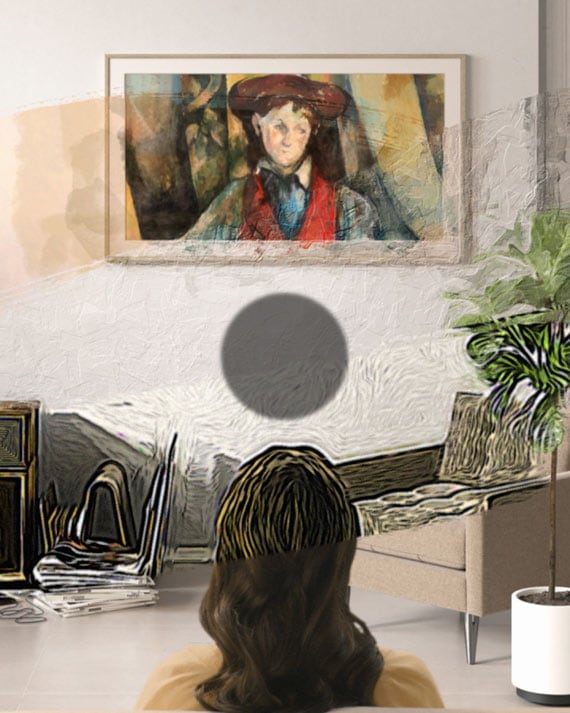 Een vrouw kijkt naar The Frame waarop een schilderij te zien is van een jongetje met een hoed.