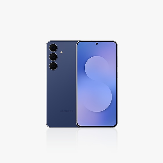 Un Galaxy S25 FE est présenté avec l'écran vers l'avant. À côté se trouve un Galaxy S25 FE dont le dos bleu est visible.