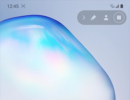 Image d’une capture d’écran du Note10 affichant l’icône Arrêter en haut à droite durant l’enregistrement d’écran