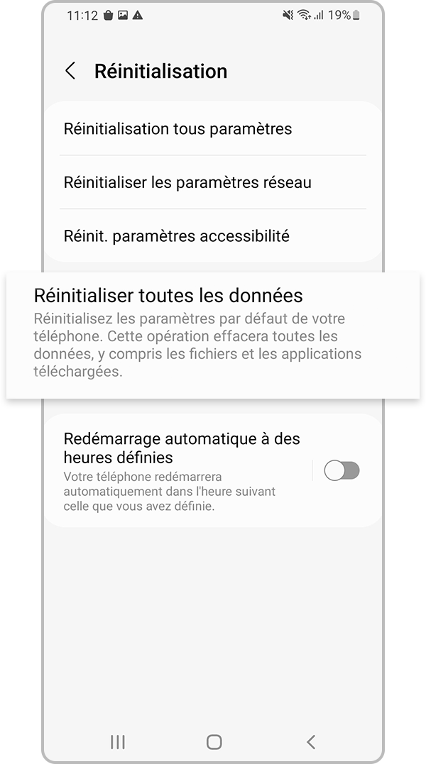 Sélectionnez Réinitialisation des données d’usine