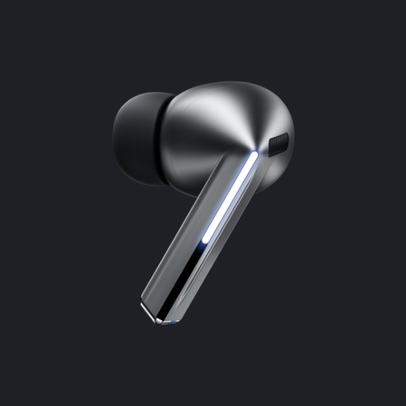 'Um único fone de ouvido Galaxy Buds3 Pro cinza.