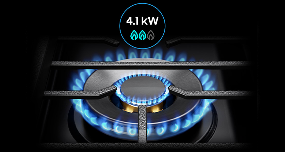 Mostrando a chama do fogão, e a performance de 4100W do queimador duplo