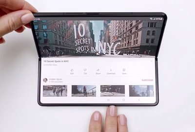 Use your Galaxy foldable phone when it is opened or closed