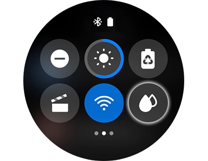 Turn on Water lock mode from Quick settings