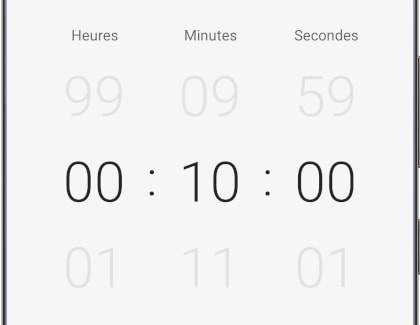 Par défaut, le minuteur est réglé sur 10 minutes. Si vous souhaitez utilisez un intervalle de temps diffèrent, balayez l’écran avec votre doigt, vers le haut ou vers le bas, pour modifier les Heures, Minutes ou Secondes.