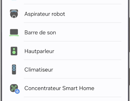 Capture d'écran de l'application SmartThings montrant une liste d'appareils connectés.