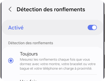 Téléphone Galaxy affichant l'écran de détection des ronflements dans l'application Galaxy Wearable.