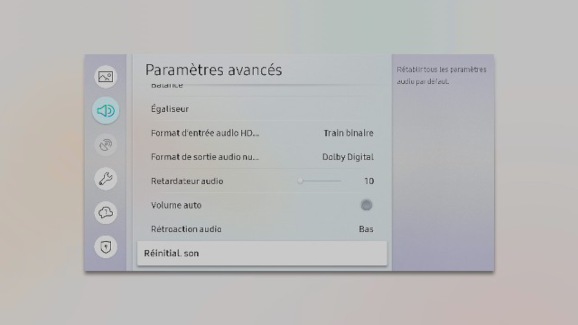 Capture d'écran affichant le menu 'Paramètres avancés' d'un téléviseur Samsung avec l’option 'Réinitial. son' en bas de la liste.