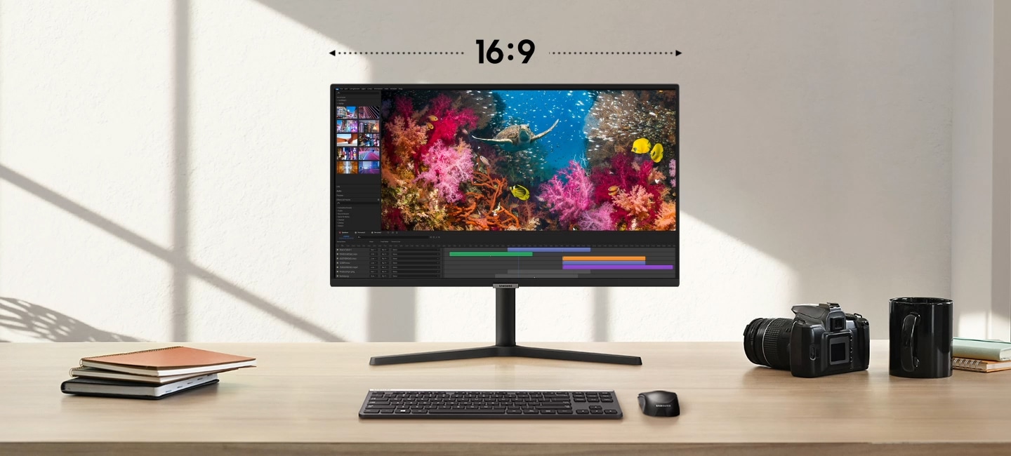 Ein Monitor mit einem ultrabreiten Seitenverhältnis von 16:9 zeigt einen Vollbildschirm einer Videobearbeitungs-App. Das Verhältnis erhöht sich auf 32:9. Mit zunehmendem Verhältnis können mehr Inhalte auf dem Bildschirm angezeigt werden.