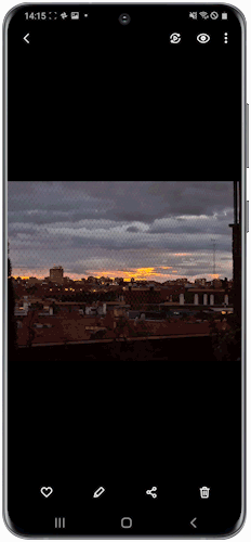 GIF, in dem die Schritte zum Teilen über SmartView präsentiert werden.