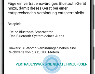 Vertrauenswürdige Geräte hinzufügen ist in den Smart Lock-Optionen eines Galaxy Smartphones markiert.