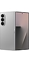 Galaxy Z Fold7 v barvě Silver Shadow zobrazený rozložený zezadu.