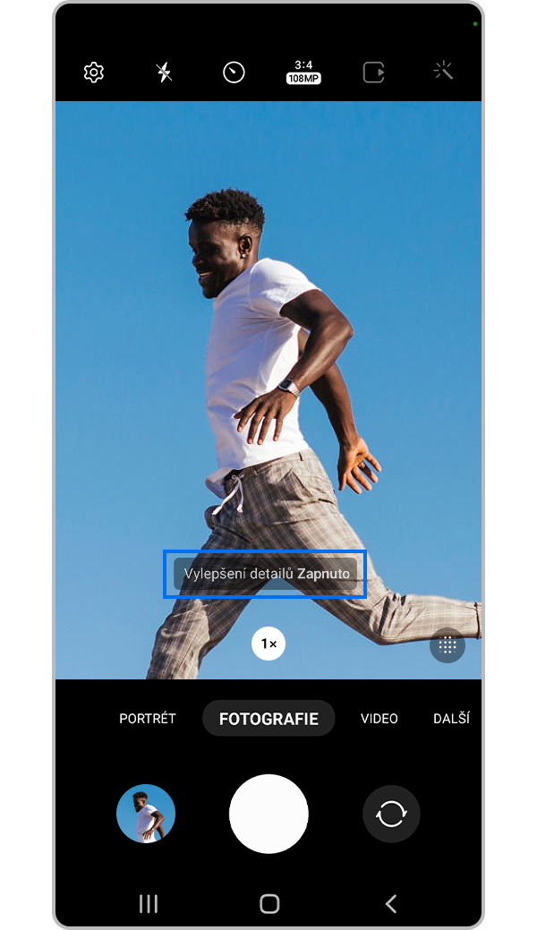 fotoaparát galaxy s22 ultra, režim vylepšení detailů zapnutý