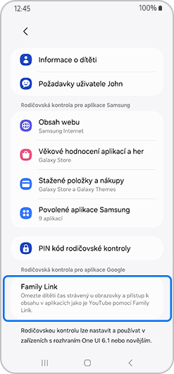 Obrazovka účtu dítěte s vyznačeným Rodinným odkazem.
