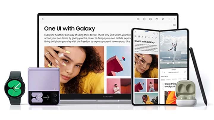 Frauenhände halten das Galaxy Smartphone