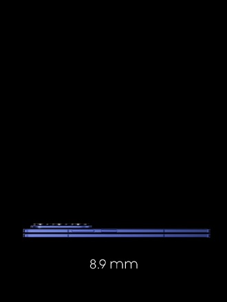 Das Galaxy Z Fold7 liegt auf der Seite, um zu zeigen, wie schlank es mit nur 8,9 mm in zusammengeklapptem Zustand ist.