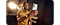 Ein Mann in einem gelben T-Shirt macht ein Selfie mit seinem Galaxy S24 Ultra.