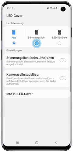 Tippe auf Stimmungslicht oder LED-Symbole, um einen Effekt des LED-Covers deines Galaxy S10 zu aktivieren.