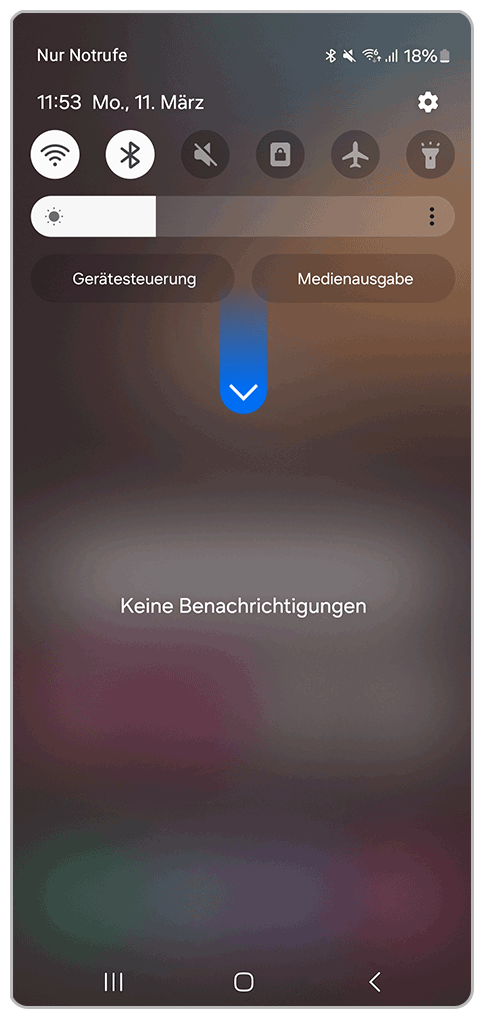 Galaxy Smartphone Schnelleinstellungen mit Pfeil nach unten