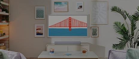 Ein Frame TV in einem Wohnzimmer.