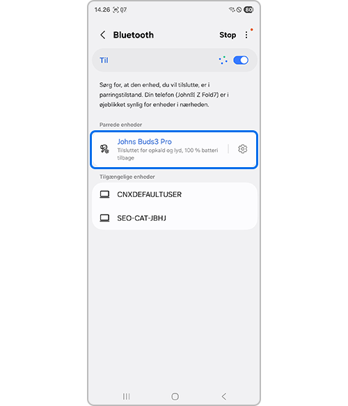 Forbundne Galaxy Buds via Bluetooth-listen