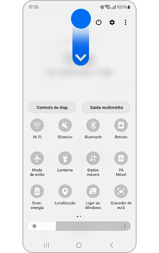 Vista do ecrã inicial com o ícone para percorrer para baixo e painel de acesso rápido.