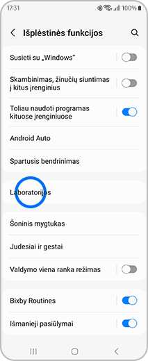 „Išplėstinių funkcijų“ ekrano, kuriame bakstelėtas elementas „Laboratorijos“, vaizdas.