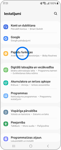 Skatiet iestatījumu ekrānu, pieskaroties pie “Papildu funkcijas”.