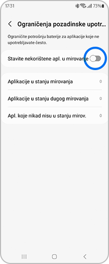 Prikaz zaslona „Ograničenja pozadinske upotrebe“ s prekidačem „Stavite nekorištene apl. u mirovanje“.