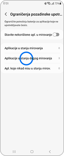 Prikaz zaslona „Ograničenja pozadinske upotrebe“ s istaknutom stavkom „Aplikacije u stanju dugog mirovanja“.
