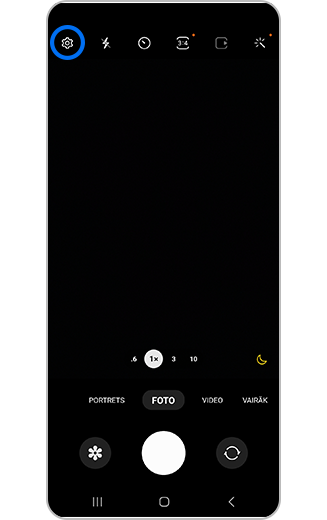 Kameras lietotnes iestatījumu ikonas skats kameras lietotnē.