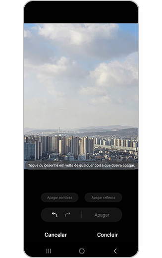 Vista da imagem com a ação de apagar reflexos concluída.