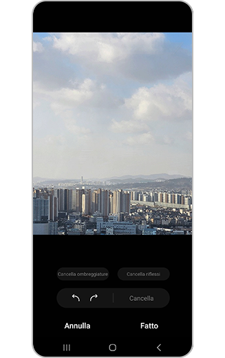 Visualizzazione dell'immagine con cancellazione riflessi completata.