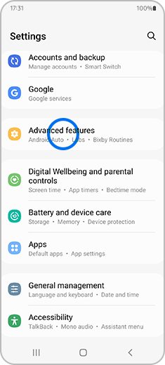 Meniu „Nustatymai“ vaizdas su paryškinta parinktimi „Išplėstinės funkcijos“.