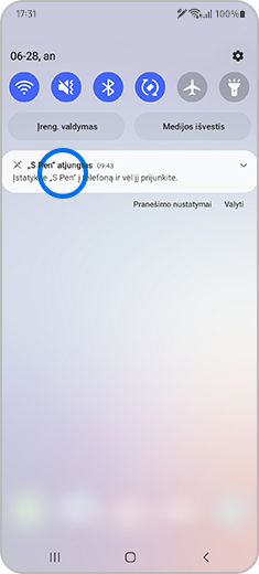 Pranešimų langelio vaizdas bakstelėjus pranešimą “S Pen atjungtas”.