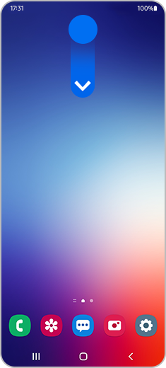 Tampilan layar utama Galaxy S22 dengan gerakan usap ke kiri di atas layar.