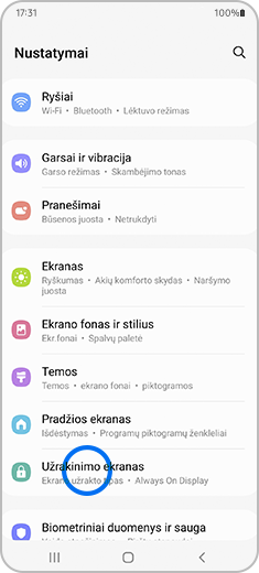 Nustatymai ekranas su paryškintu “Užrakinimo ekranas” pasirinkimu.