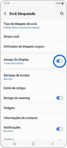 Vista do menu “Ecrã bloqueado” com  o botão de alternar “Always On Display” realçado.