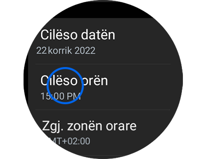 Pamja e ekranit “Data dhe ora” me “Vendos orën” të theksuar.