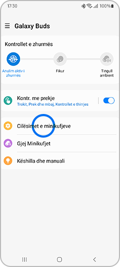 Pamja e ekranit të kufjeve tuaja Galaxy me “Cilësimet e minikufjeve” të theksuara.