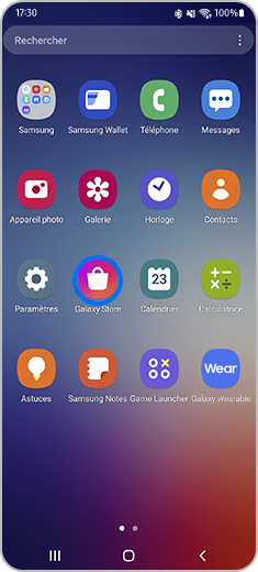 Vue de l'écran des applications avec un geste de pression sur l'icône « Galaxy Store ».