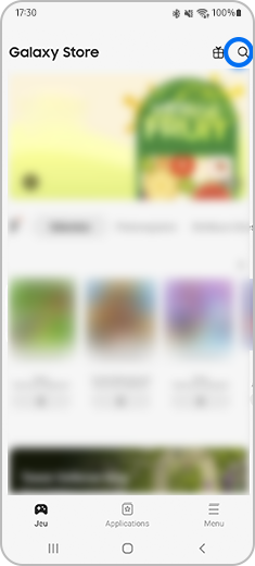 Vue de l'écran principal de Galaxy Store avec un geste de pression sur l'icône de la loupe.